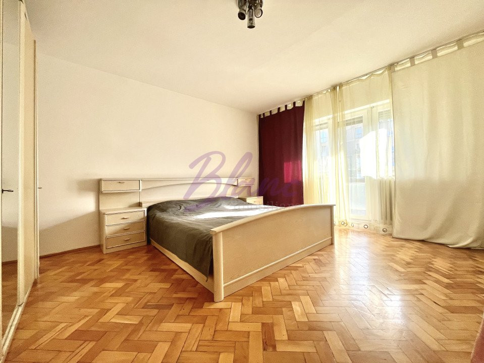 Apartament 3 camere, decomandat, etaj 4, Nufărul 