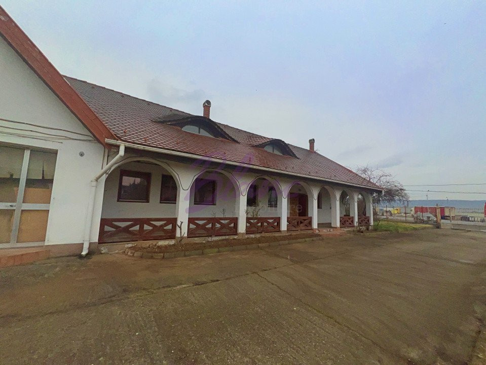 Sediu firma, spatiu comercial, hala de vanzare