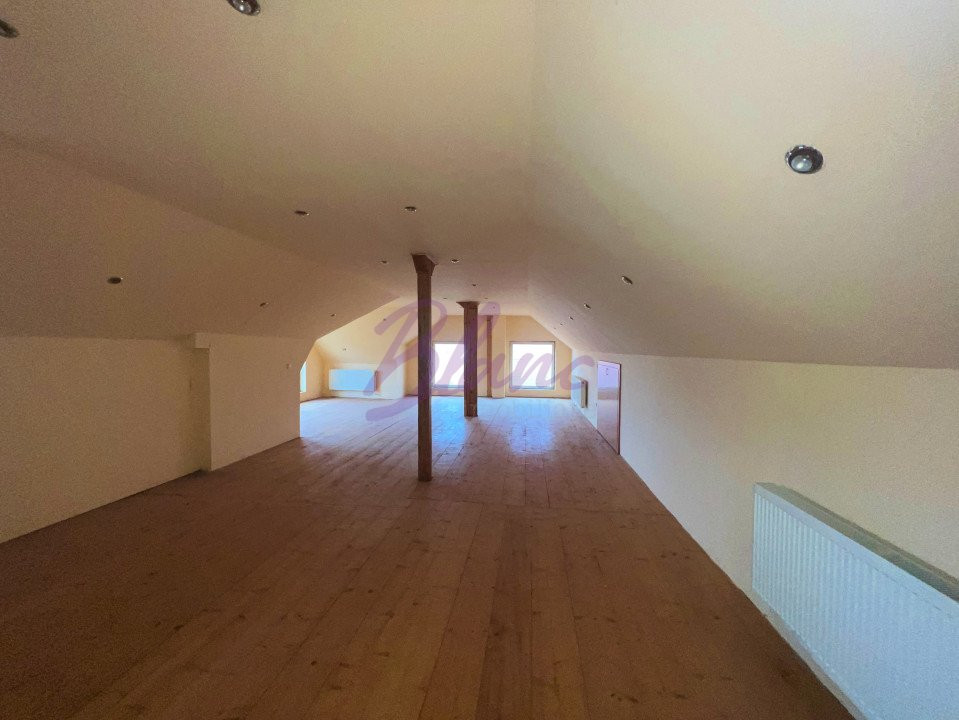 Sediu firma, spatiu comercial, hala de vanzare