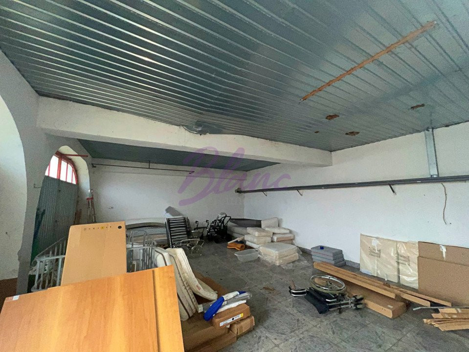 Sediu firma, spatiu comercial, hala de vanzare