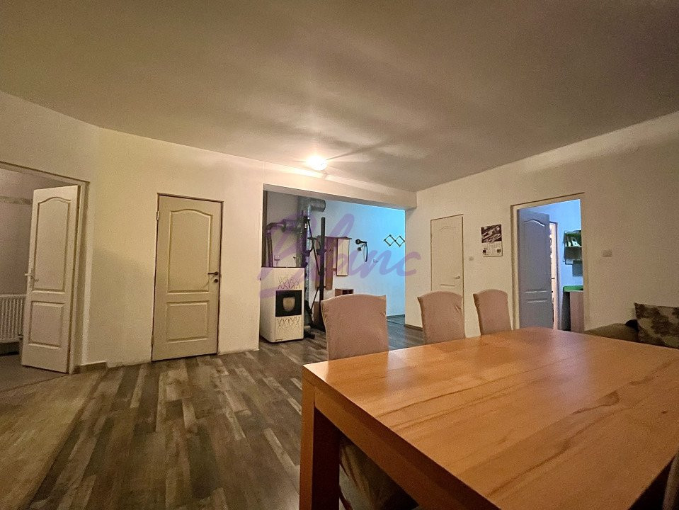 Apartament 100 mp utili, 3 camere, Cartier Forvila, Paleu