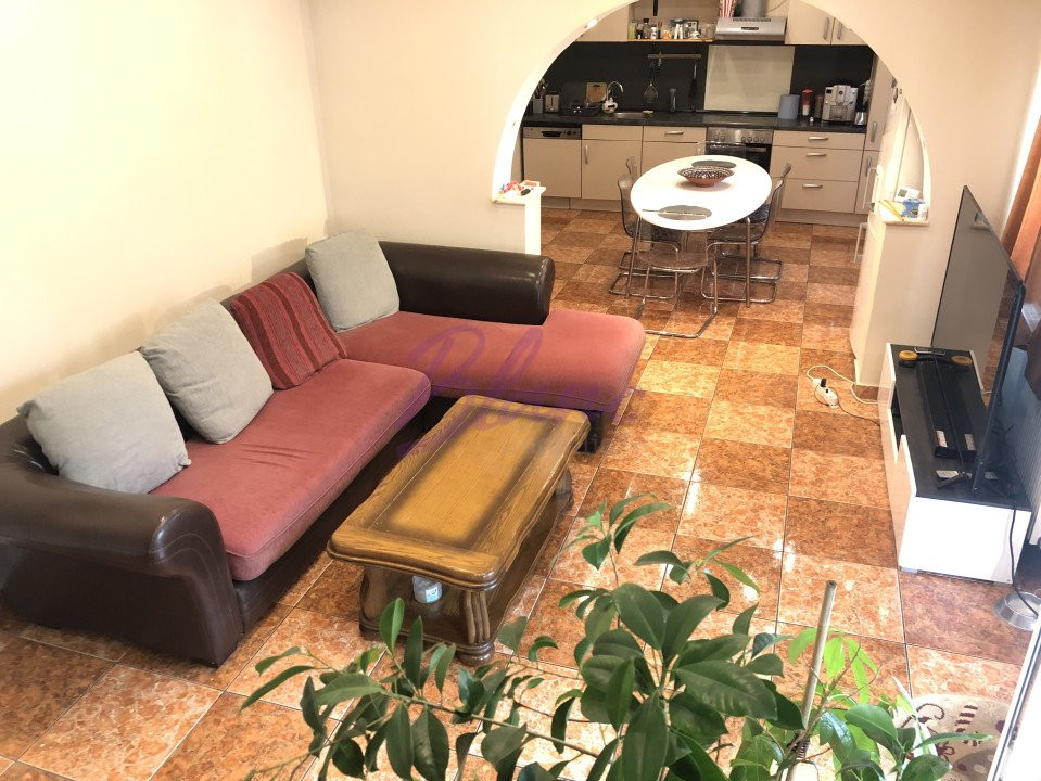 De vanzare 2 case de locuit ,cu teren 897 mp. str.O.Goga /Iosia