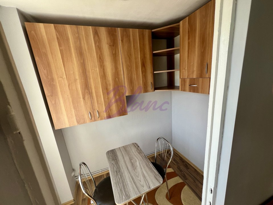 Garsoniera de inchiriat