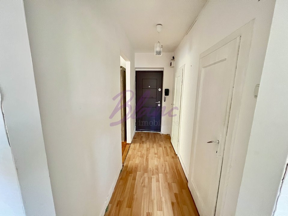 Apartament cu 3 camere 