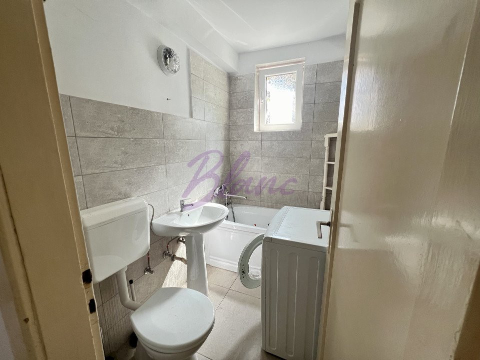 Apartament cu 3 camere 