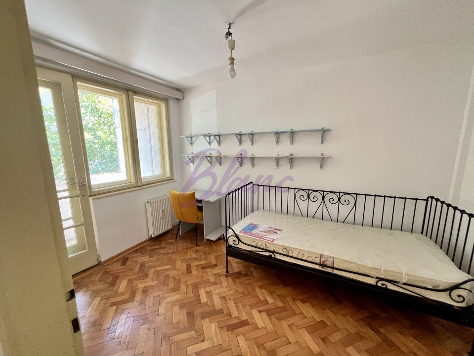 Apartament cu 3 camere 