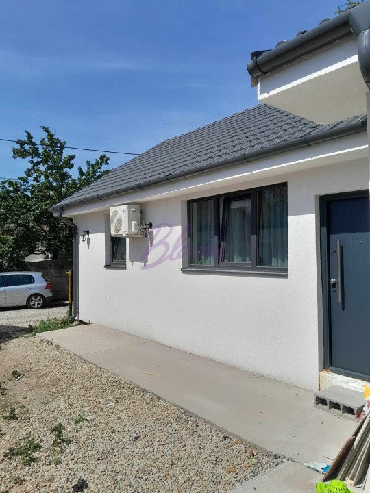 Casă de vanzare – 3 camere - Calea Aradului