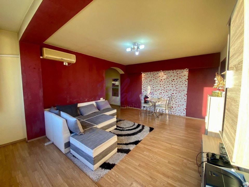 Apartament mobilat 4 camere, etaj 4/4, zona Dacia