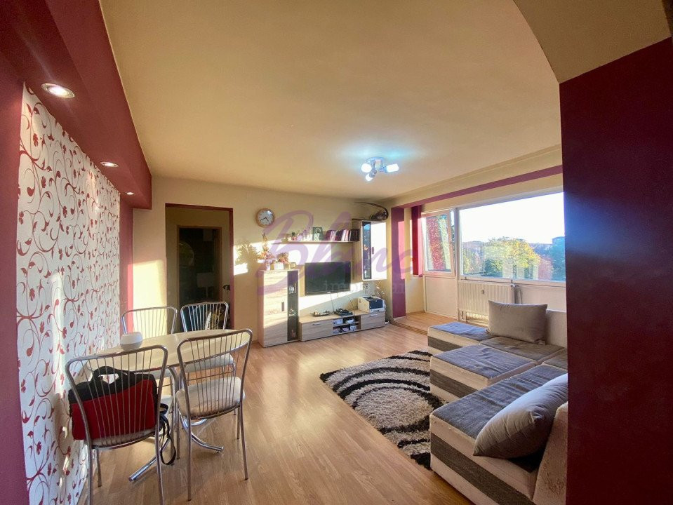 Apartament mobilat 4 camere, etaj 4/4, zona Dacia
