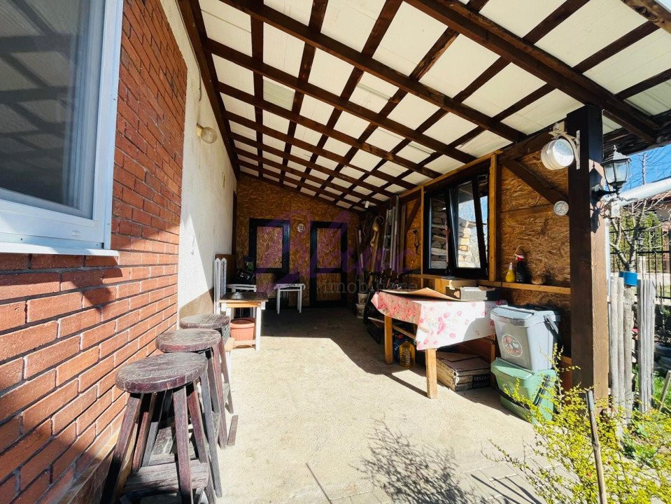 CASA DE VANZARE PE STRUCTURA DE LEMN IN BEIUS