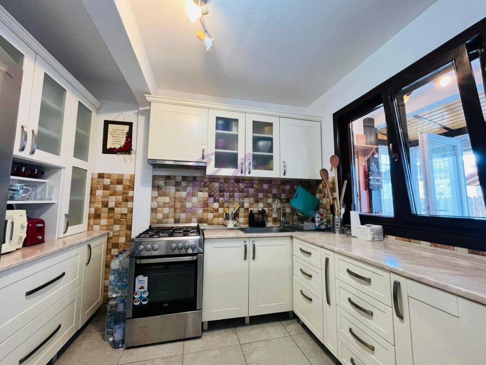 CASA DE VANZARE PE STRUCTURA DE LEMN IN BEIUS