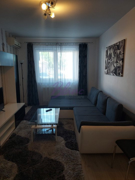 Apartament 2 camere, Prima Bolcas