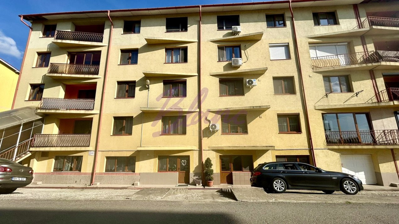 Apartament 3 camere, Oncea, bloc 2009