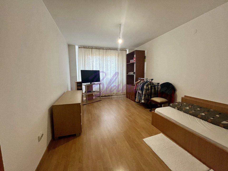 Apartament 3 camere, Oncea, bloc 2009