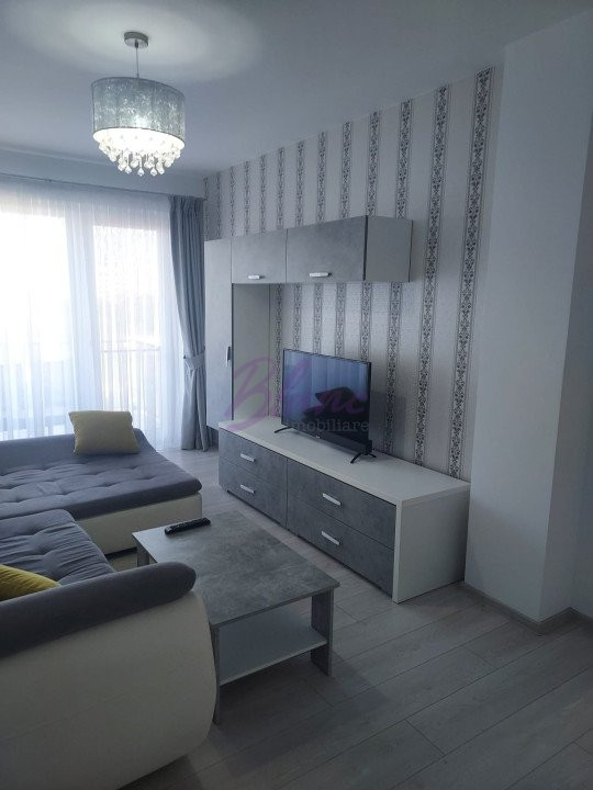 Apartament cu 2 camere, bloc Prima