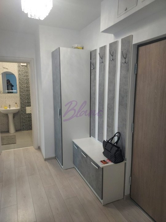 Apartament cu 2 camere, bloc Prima