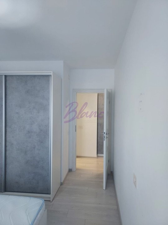 Apartament cu 2 camere, bloc Prima