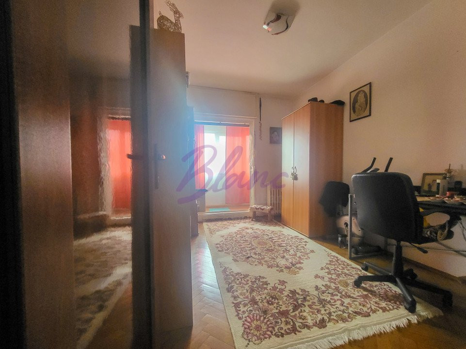 Apartament ultracentral 3 camere, 80 mp utili, garaj la subteran