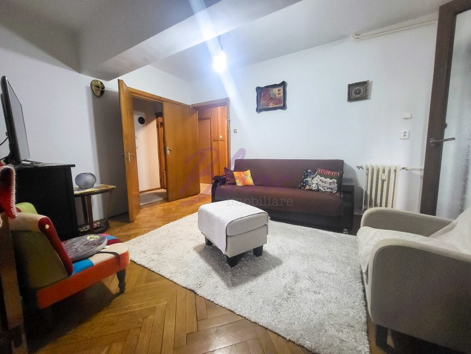 Apartament ultracentral 3 camere, 80 mp utili, garaj la subteran