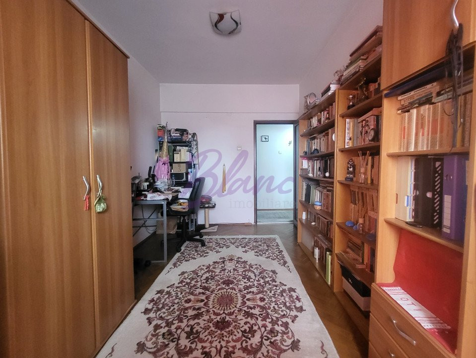 Apartament ultracentral 3 camere, 80 mp utili, garaj la subteran