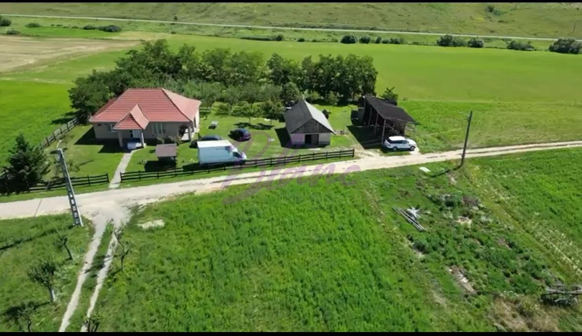 CASA IN INIMA NATURII