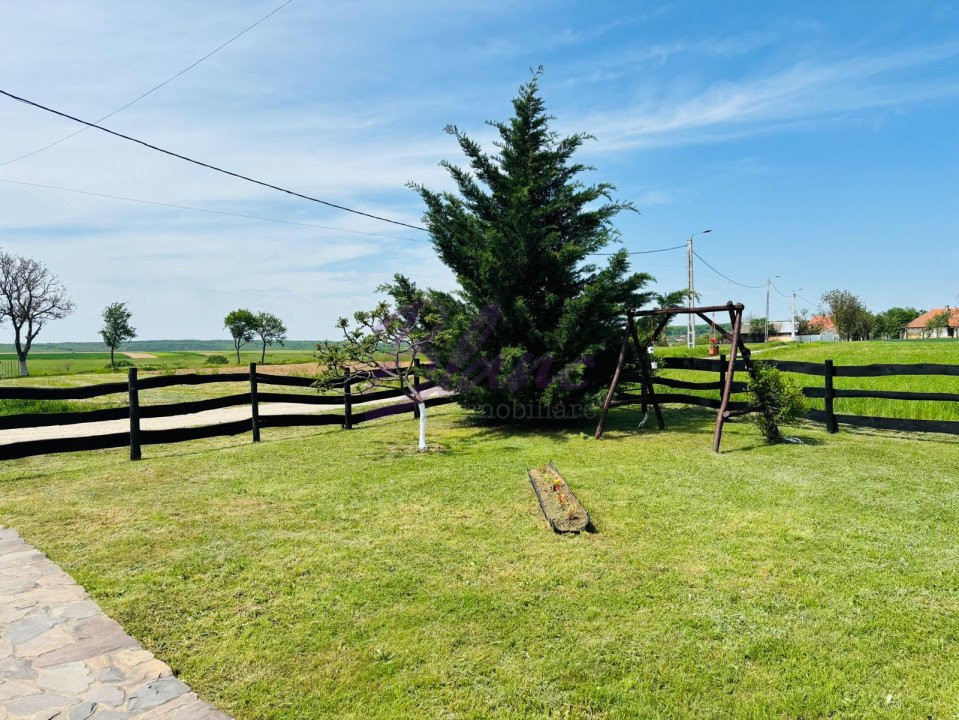 CASA IN INIMA NATURII