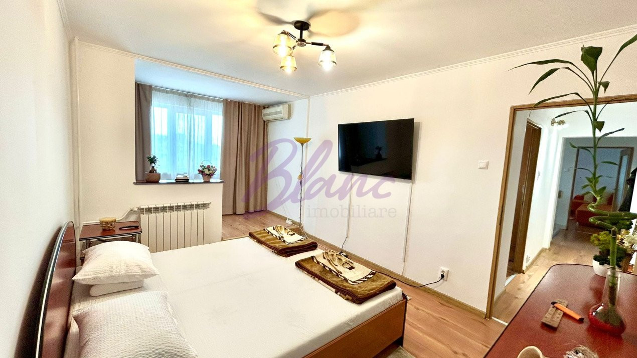 Apartament 3 camere, Dacia 