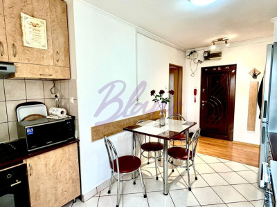 Apartament 3 camere, Dacia 