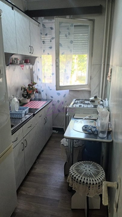 Apartament de vanzare 3 camere 
