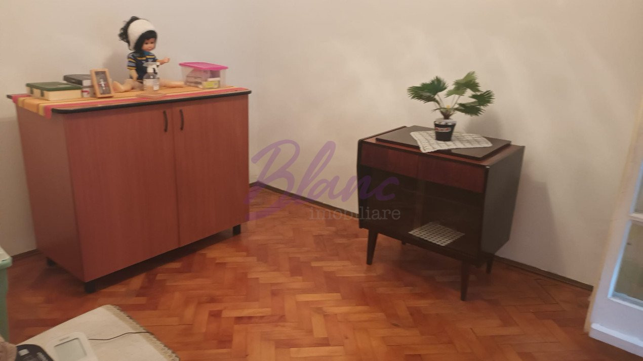 Apartament de vanzare 3 camere 