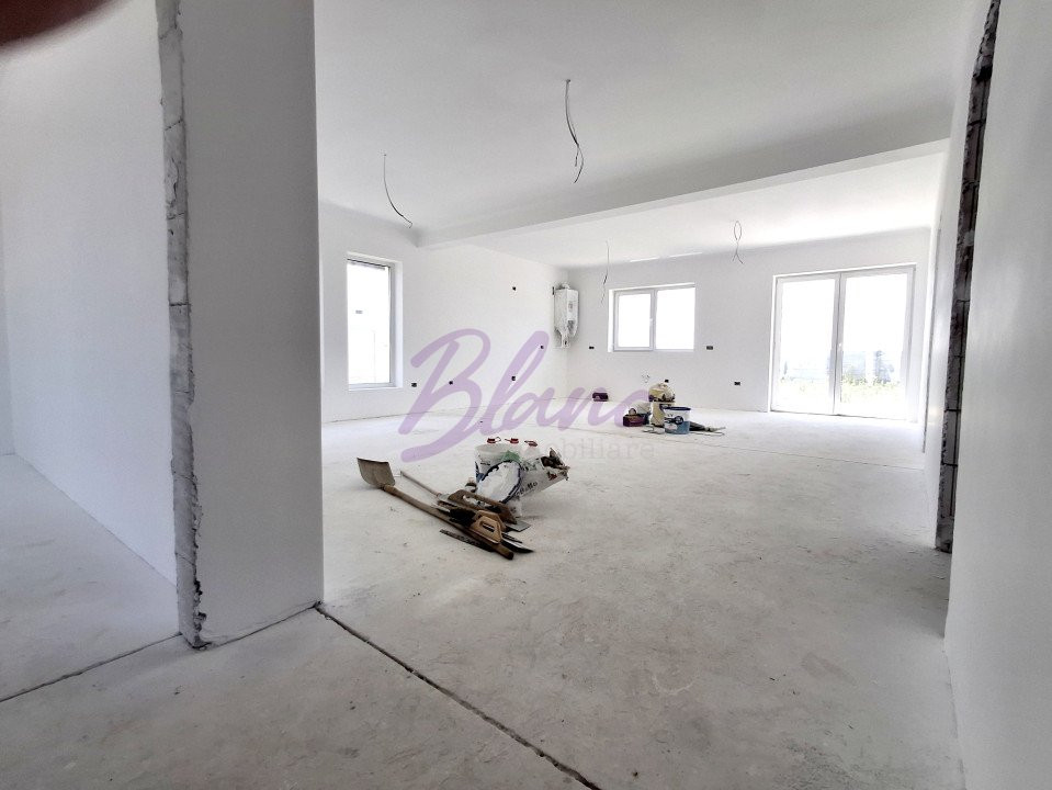 Casă  plan în Sântandrei – spațiu, lumină și eleganță