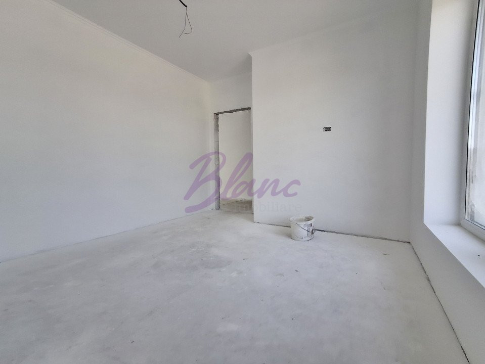 Casă  plan în Sântandrei – spațiu, lumină și eleganță