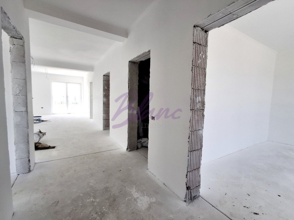 Casă  plan în Sântandrei – spațiu, lumină și eleganță