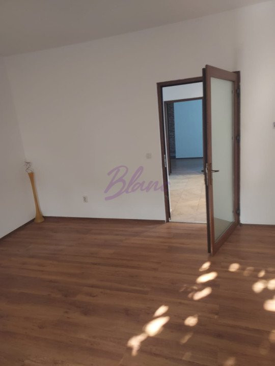 Spatiu Comercial, 63 mp utili, Central