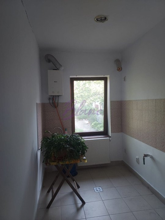Spatiu Comercial, 63 mp utili, Central