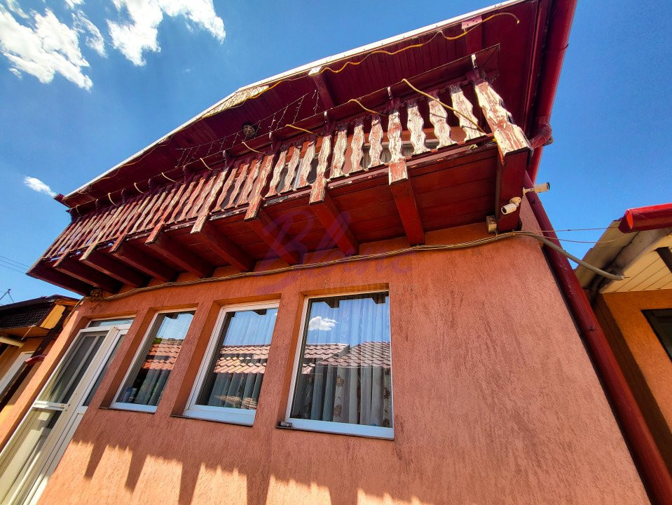 Casa 5 camere, zona Plastor