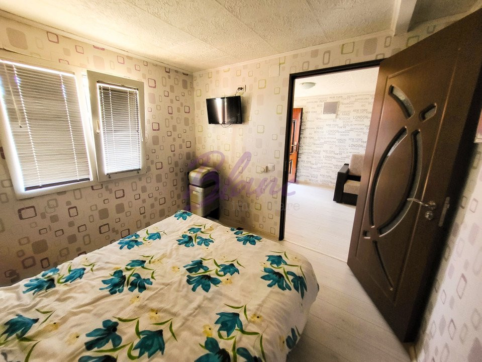 Casa 5 camere, zona Plastor