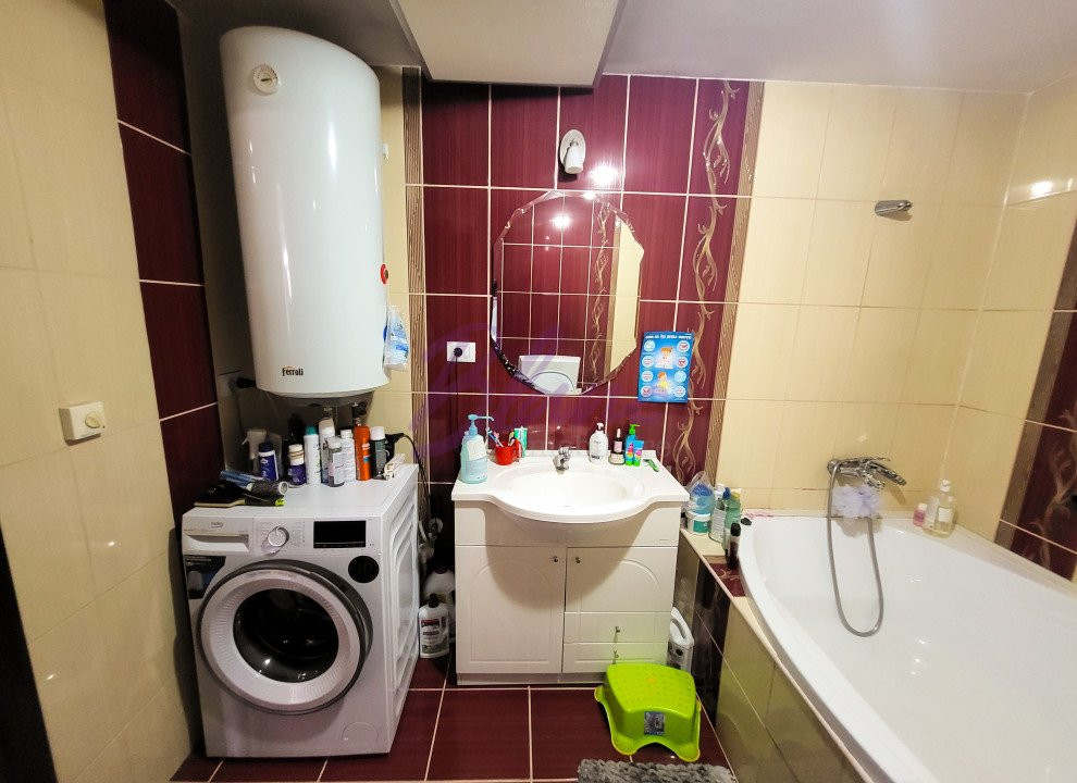Casa 5 camere, zona Plastor