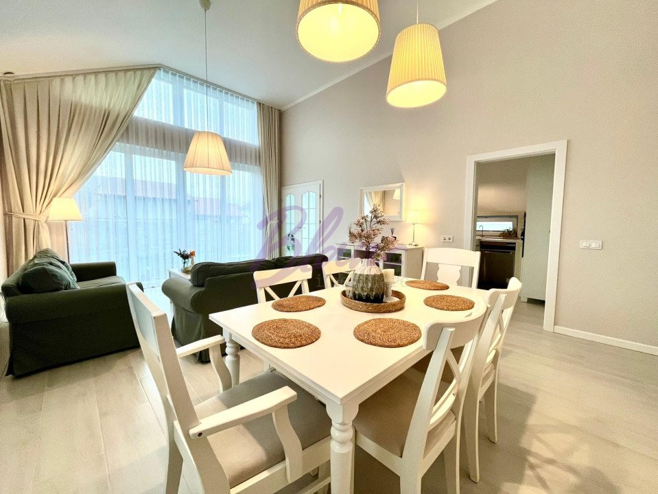 Casă în Cihei , 4 camere , 487 mp teren 