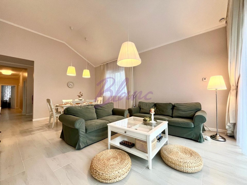 Casă în Cihei , 4 camere , 487 mp teren 