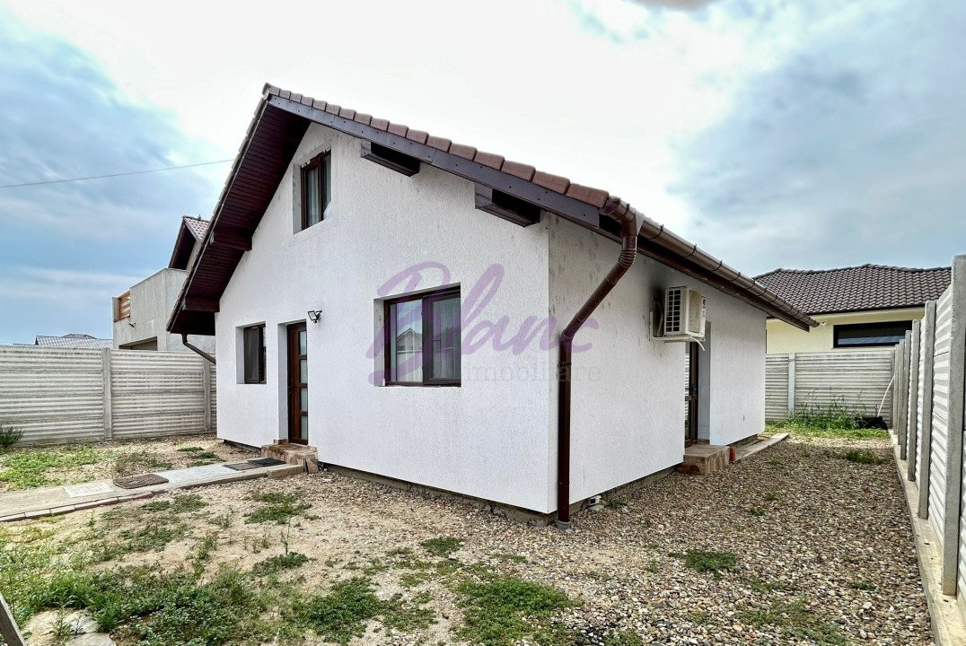 Casă în Cihei , 3 camere , 203 mp teren 