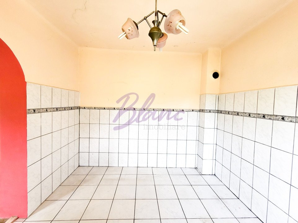 Casa 3 camere, Strada Izvorului, 306mp curte