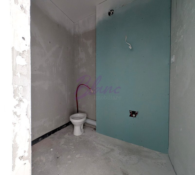 Apartament tip penthouse-duplex într-un imobil  modern în centrul  orașului