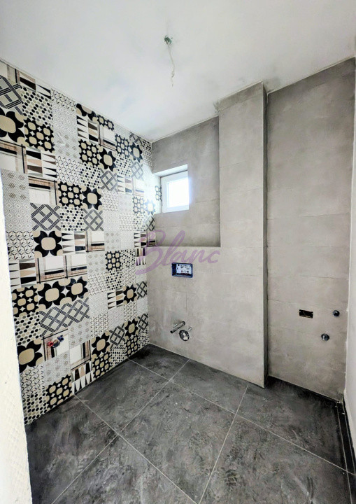 Apartament tip penthouse-duplex într-un imobil  modern în centrul  orașului