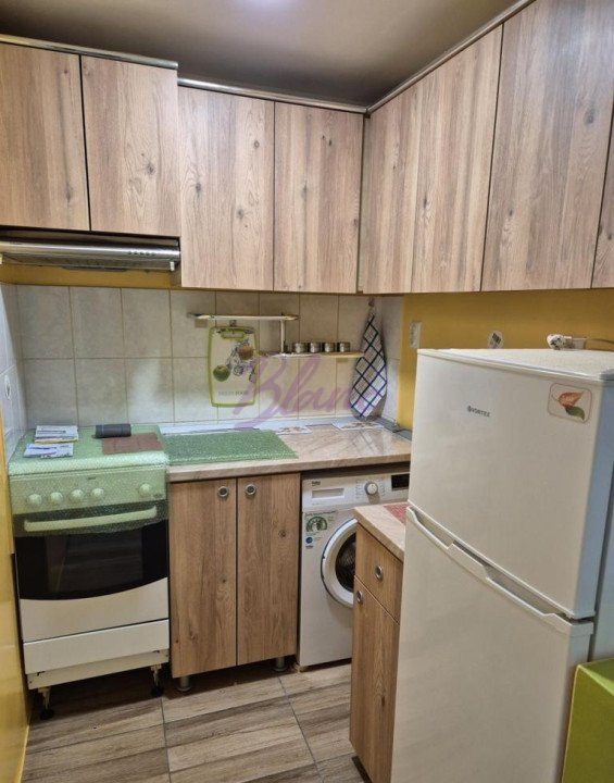 apartament de vanzare 2 camere rogerius