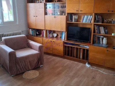 apartament 3 camere decebal