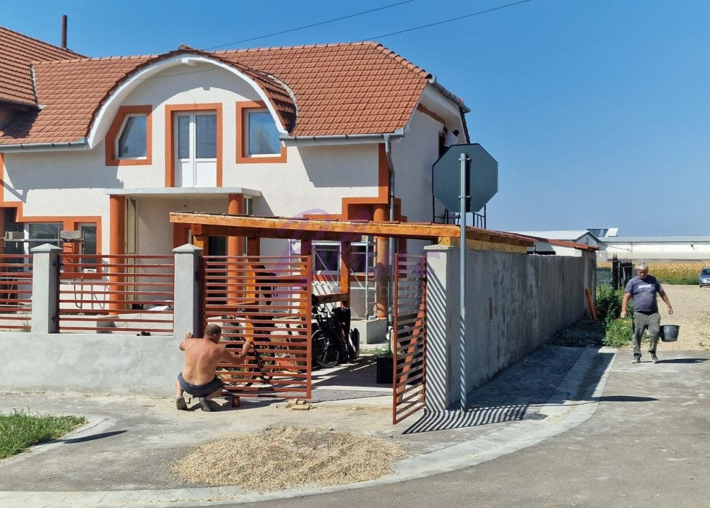 casa de vanzare 3 dormitoare Oncea