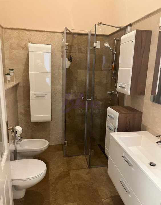 apartament 2 camere ultracentral de vanzare