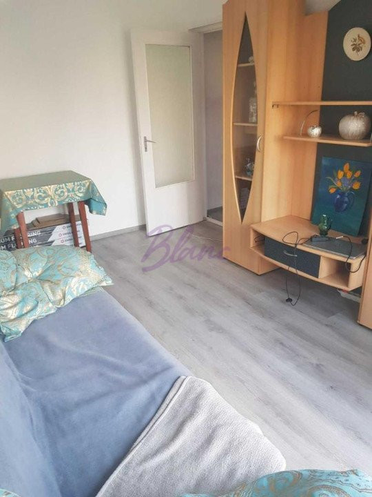 Apartament de vanzare,2 Camere, Zona Nufarul