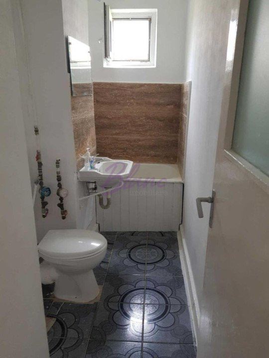 Apartament de vanzare,2 Camere, Zona Nufarul